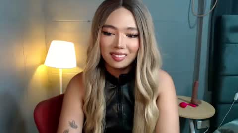 Snapshot of trexie_fucks15 chatting on 11, 11, 2025 trexie_fucks15 online show from 11, 11, 2025