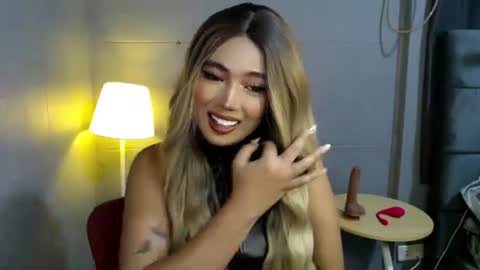 Snapshot of trexie_fucks15 chatting on 11, 11, 2025 trexie_fucks15 online show from 11, 11, 2025