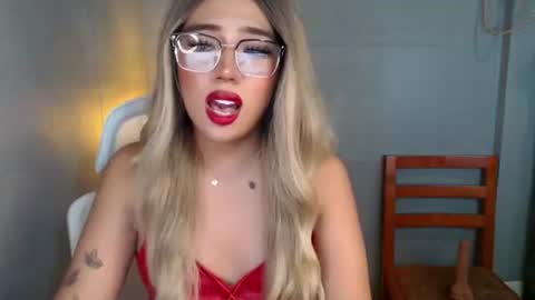 Snapshot of trexie_fucks15 chatting on 15, 12, 2025 trexie_fucks15 online show from 15, 12, 2025