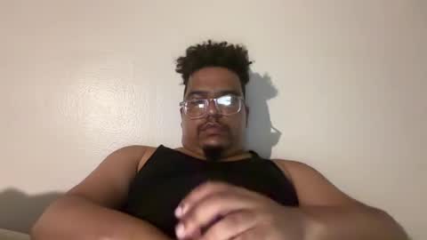 Snapshot of trey0977 chatting on 29, 6, 2026 trey0977 online show from 29, 6, 2026