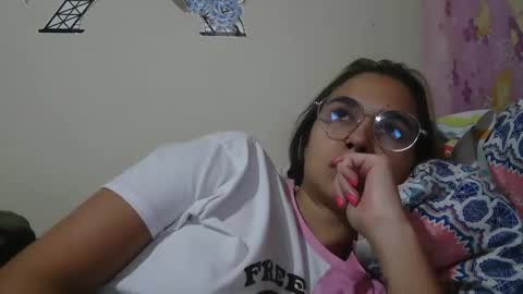 Snapshot of triana_bell chatting on 19, 4, 2026 triana_bell online show from 19, 4, 2026