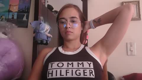 Snapshot of triana_bell chatting on 2, 5, 2026 triana_bell online show from 2, 5, 2026
