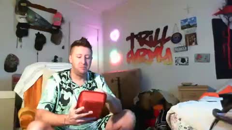 Snapshot of trillnonymau5 chatting on 9, 1, 2025 trillnonymau5 online show from 9, 1, 2025