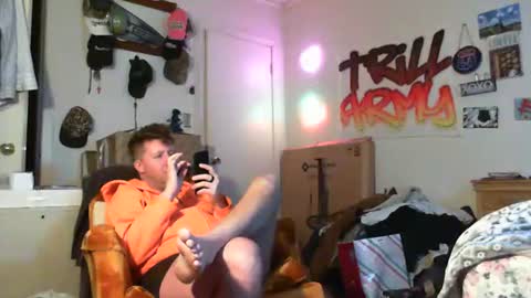 Snapshot of trillnonymau5 chatting on 22, 1, 2025 trillnonymau5 online show from 22, 1, 2025