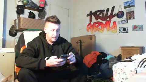 Snapshot of trillnonymau5 chatting on 12, 2, 2025 trillnonymau5 online show from 12, 2, 2025