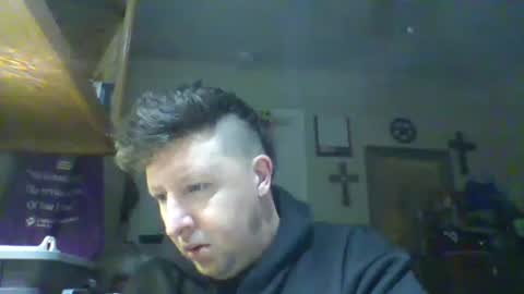 Snapshot of trillnonymau5 chatting on 14, 2, 2025 trillnonymau5 online show from 14, 2, 2025