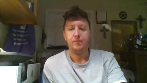 Snapshot of trillnonymau5 chatting on 24, 2, 2025 trillnonymau5 online show from 24, 2, 2025