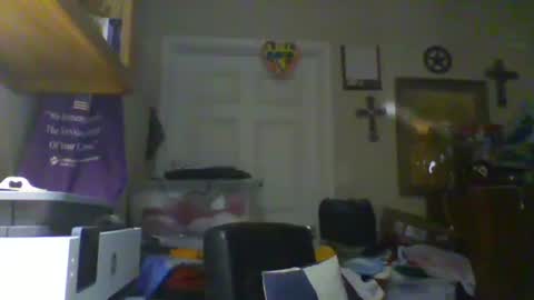 Snapshot of trillnonymau5 chatting on 25, 2, 2025 trillnonymau5 online show from 25, 2, 2025