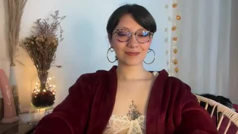 Snapshot of trinitysecrets chatting on 16, 11, 2025 trinitysecrets online show from 16, 11, 2025