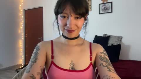 Snapshot of trinitysecrets chatting on 14, 2, 2026 trinitysecrets online show from 14, 2, 2026