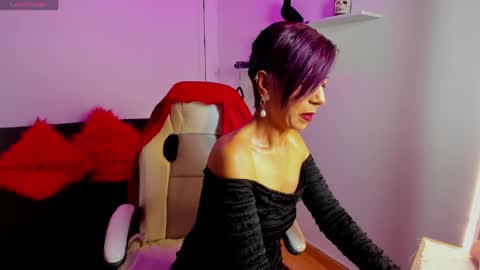 trinityy__ online show from 30, 3, 2026