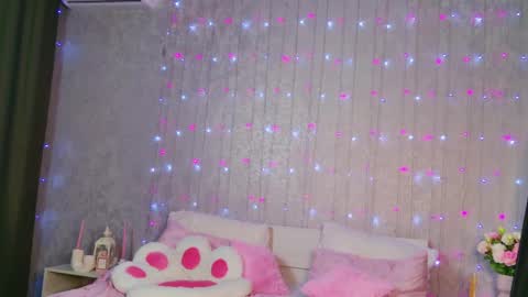 Snapshot of trinnitysweet chatting on 12, 3, 2026 Luna online show from 12, 3, 2026