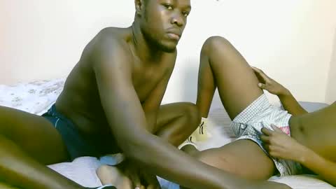 Snapshot of trisbaby3 chatting on 22, 11, 2025 Tris6 online show from 22, 11, 2025