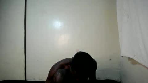 Snapshot of trisboo5 chatting on 4, 12, 2024 Trisboo5 online show from 4, 12, 2024