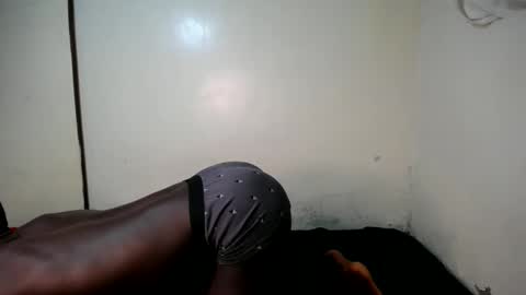 Snapshot of trisboo5 chatting on 10, 12, 2024 Trisboo5 online show from 10, 12, 2024