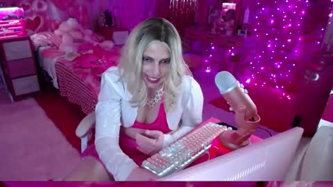 trista_doll online show from 3, 3, 2025