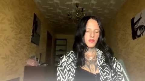  Sofa Im new here and so far I do not take off the panties online show from 17, 10, 2025