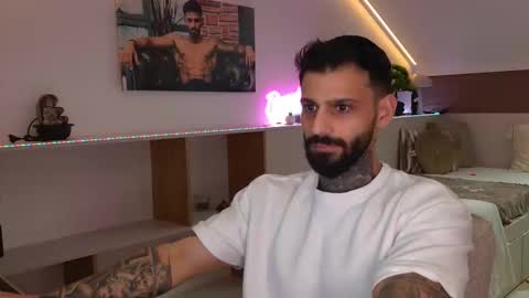 Snapshot of tristangreyaura chatting on 15, 2, 2026 Trystan Grey online show from 15, 2, 2026