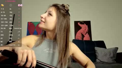 Snapshot of trixibell chatting on 5, 2, 2026 trixibell online show from 5, 2, 2026