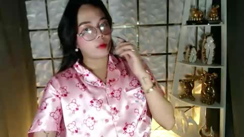 trixie_foxslut online show from 3, 4, 2026