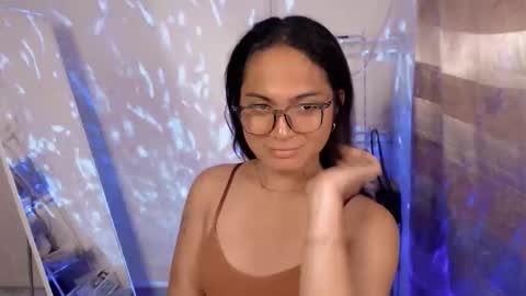 Snapshot of trixie_fuck69 chatting on 5, 5, 2026 Trixie Love online show from 5, 5, 2026
