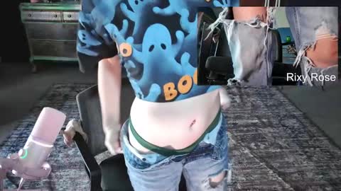 RixyRose online show from 17, 10, 2025