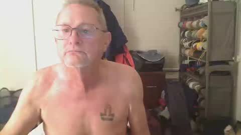 Snapshot of troffer1020 chatting on 3, 2, 2026 Troffer online show from 3, 2, 2026