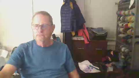 Snapshot of troffer1020 chatting on 17, 2, 2026 Troffer online show from 17, 2, 2026