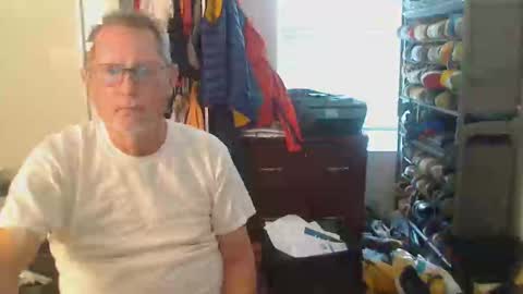 Snapshot of troffer1020 chatting on 16, 3, 2026 Troffer online show from 16, 3, 2026