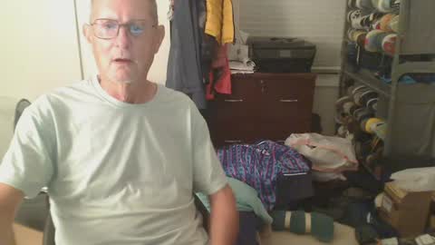 Snapshot of troffer1020 chatting on 10, 7, 2026 Troffer online show from 10, 7, 2026