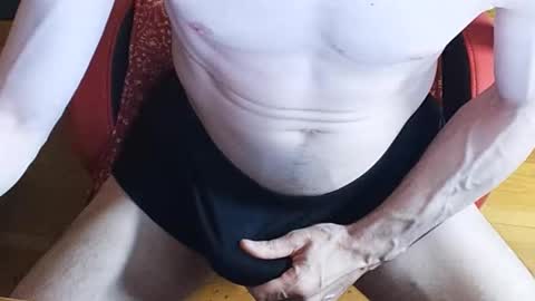 Snapshot of tronista87 chatting on 20, 11, 2025 tronista87 online show from 20, 11, 2025