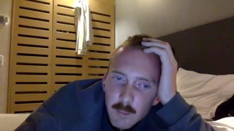 Snapshot of tropicalshowoff chatting on 2, 8, 2026 Hotel Boredom online show from 2, 8, 2026