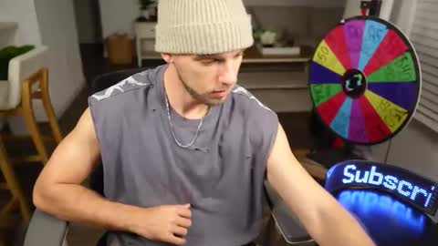 Snapshot of troy_greenxo chatting on 19, 1, 2026 Troy Green online show from 19, 1, 2026