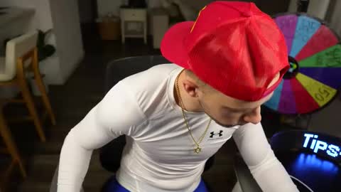 Snapshot of troy_greenxo chatting on 4, 2, 2026 Troy Green online show from 4, 2, 2026