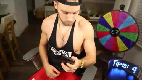 Snapshot of troy_greenxo chatting on 12, 2, 2026 Troy Green online show from 12, 2, 2026