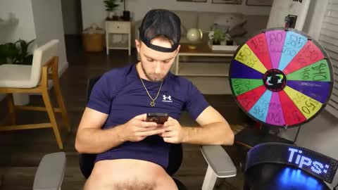 Snapshot of troy_greenxo chatting on 14, 2, 2026 Troy Green online show from 14, 2, 2026