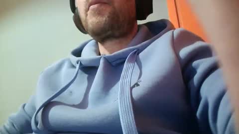 truble_again online show from 28, 4, 2026