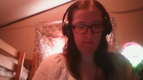 TruckersWifeToBe online show from 4, 2, 2025