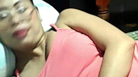 Snapshot of truefilipinabeauty chatting on 12, 11, 2025 emily online show from 12, 11, 2025