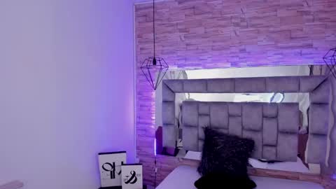   online show from 17, 1, 2025