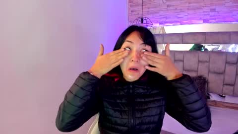   online show from 22, 1, 2025