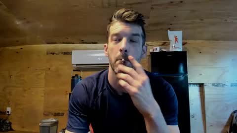 tryingtogetbackup online show from 21, 12, 2025