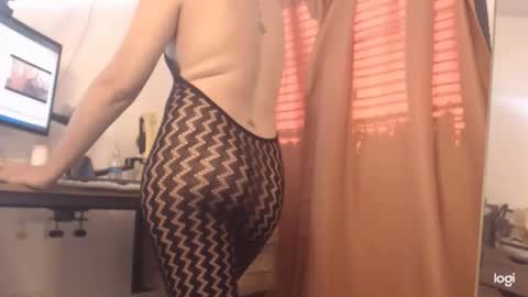 Snapshot of ts_samantha22 chatting on 10, 5, 2026 Samantha Eli online show from 10, 5, 2026