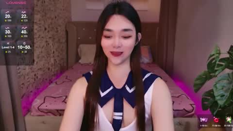 Snapshot of ts_yoshi_ chatting on 4, 10, 2025 ts_yoshi_ online show from 4, 10, 2025