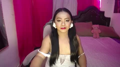 Snapshot of tsamandaxxx chatting on 5, 11, 2025 tsamandaxxx online show from 5, 11, 2025