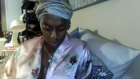 Snapshot of tsamberwhite007 chatting on 5, 11, 2025 Amber White online show from 5, 11, 2025