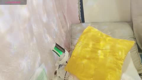 Anne Bebe online show from 1, 3, 2026