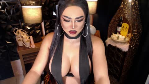 Snapshot of tsdarkdevon chatting on 8, 2, 2025 tsdarkdevon online show from 8, 2, 2025