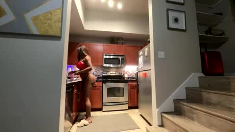 Snapshot of tsfoxx chatting on 15, 1, 2025 tsfoxx online show from 15, 1, 2025