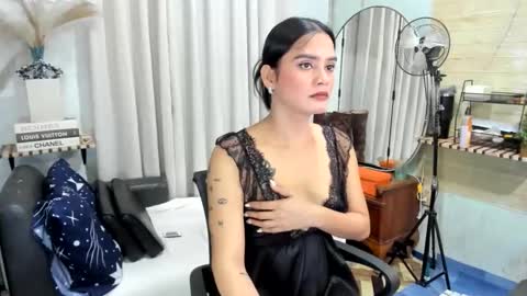 tslatinazandra online show from 26, 3, 2026